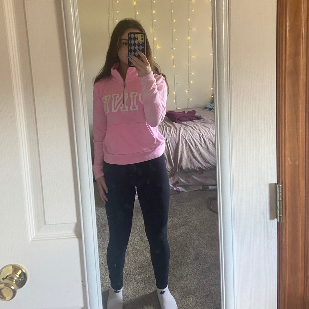 VS PINK Quarter Zip